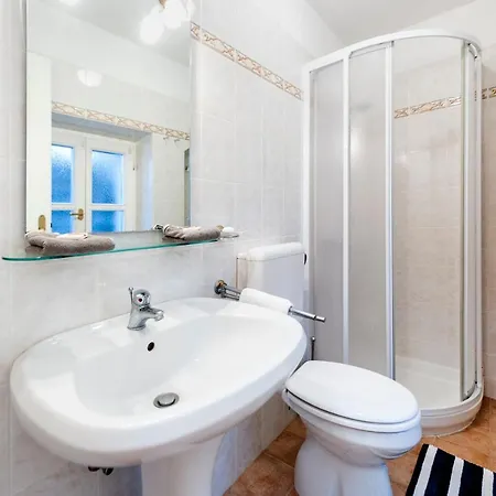 Apartment Happy House Bregovita By Irundo Rovinj